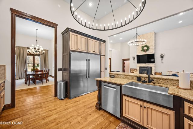 10368 South Ridge Drive, Joplin, MO 64804