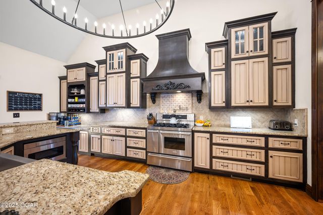 10368 South Ridge Drive, Joplin, MO 64804