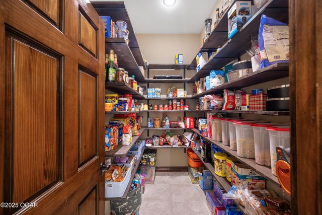 10368 South Ridge Drive, Joplin, MO 64804