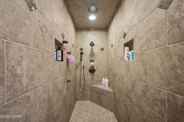 10368 South Ridge Drive, Joplin, MO 64804