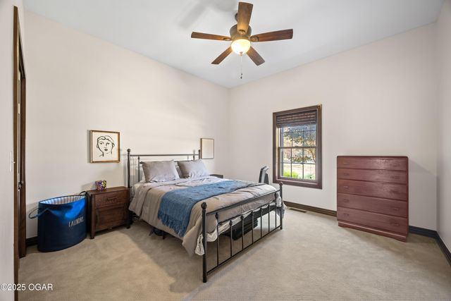 10368 South Ridge Drive, Joplin, MO 64804