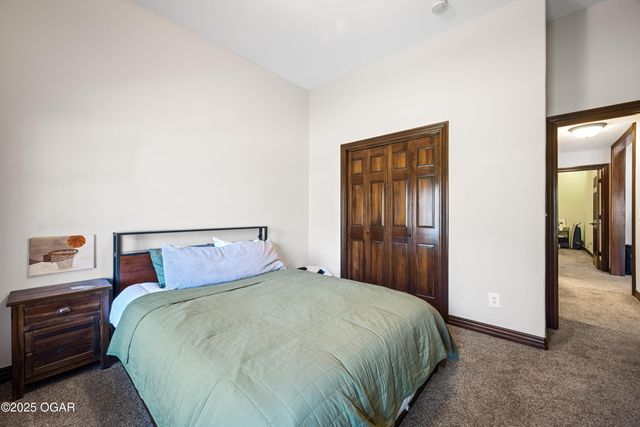 10368 South Ridge Drive, Joplin, MO 64804