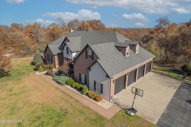 10368 South Ridge Drive, Joplin, MO 64804