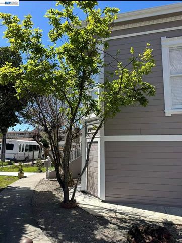 308 W Joaquin Ave, San Leandro, CA 94577
