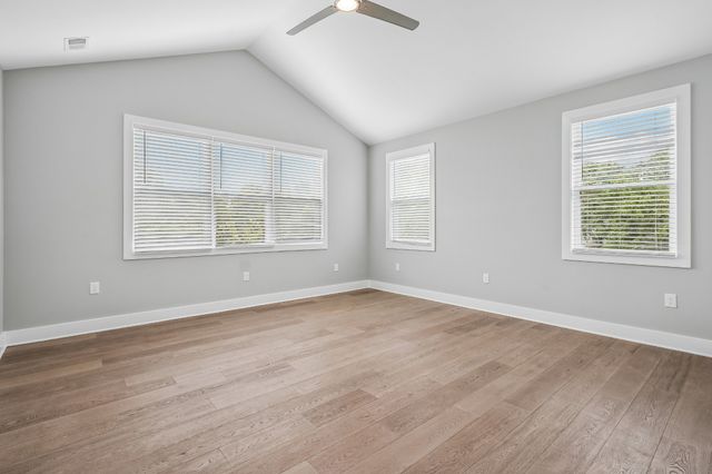 922 Crescent Hill Rd B, Nashville, TN 37206
