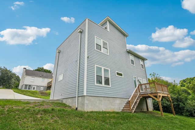 922 Crescent Hill Rd B, Nashville, TN 37206