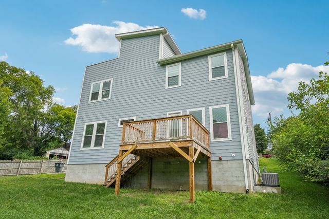 922 Crescent Hill Rd B, Nashville, TN 37206