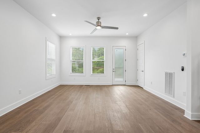 922 Crescent Hill Rd B, Nashville, TN 37206