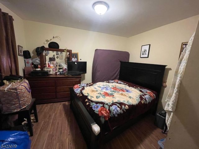 638 Franklin St, Elizabeth City, NJ 07206