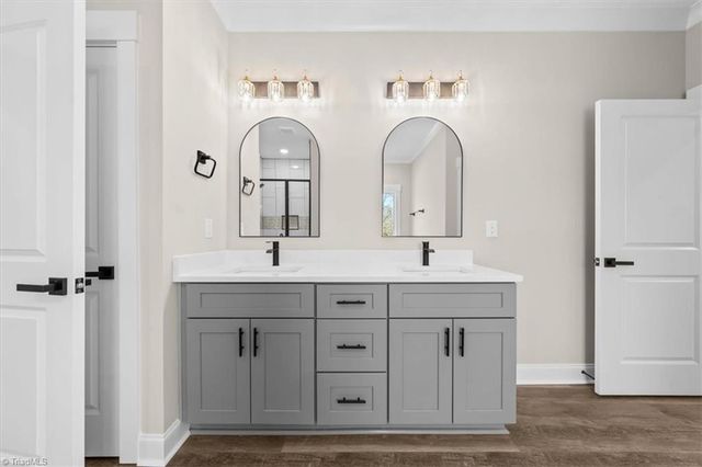 9131 Foxlair Drive, Kernersville, NC 27284