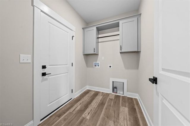 9131 Foxlair Drive, Kernersville, NC 27284