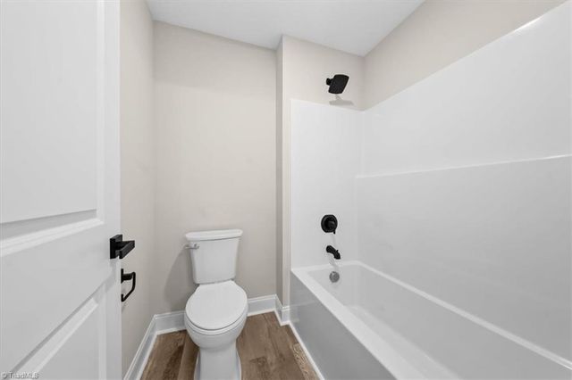 9131 Foxlair Drive, Kernersville, NC 27284