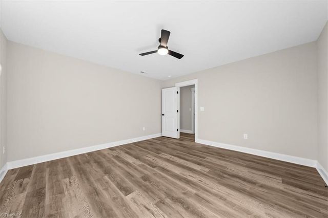 9131 Foxlair Drive, Kernersville, NC 27284