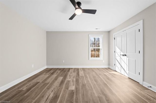 9131 Foxlair Drive, Kernersville, NC 27284