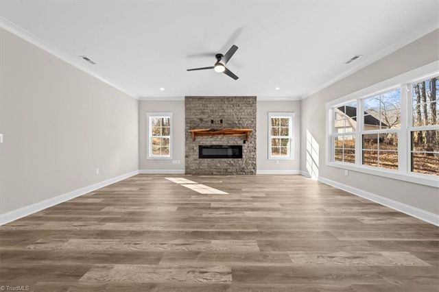 9131 Foxlair Drive, Kernersville, NC 27284