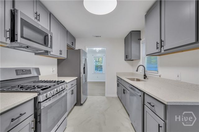 2205 Texas Avenue, Savannah, GA 31404