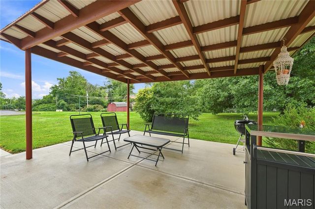 21 Elannchester Drive, Manchester, MO 63011