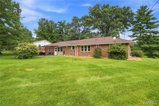21 Elannchester Drive, Manchester, MO 63011