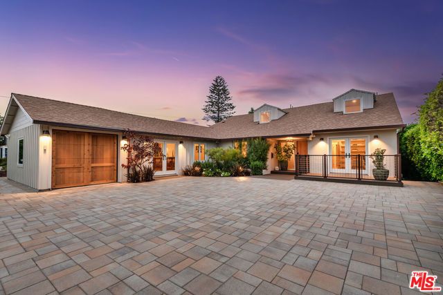 7220 Arizona Avenue, Los Angeles, CA 90045