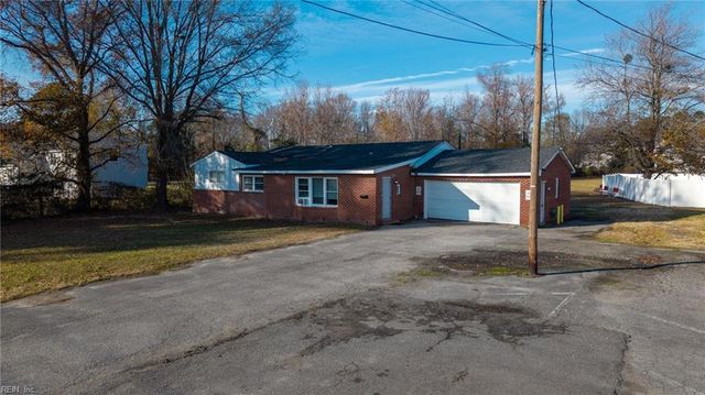 730 Finck LN, Chesapeake, VA 23320