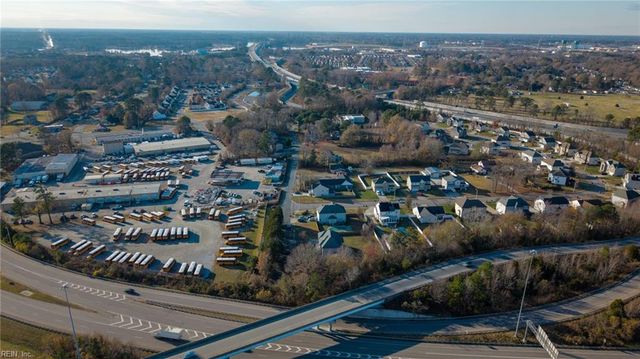 730 Finck LN, Chesapeake, VA 23320