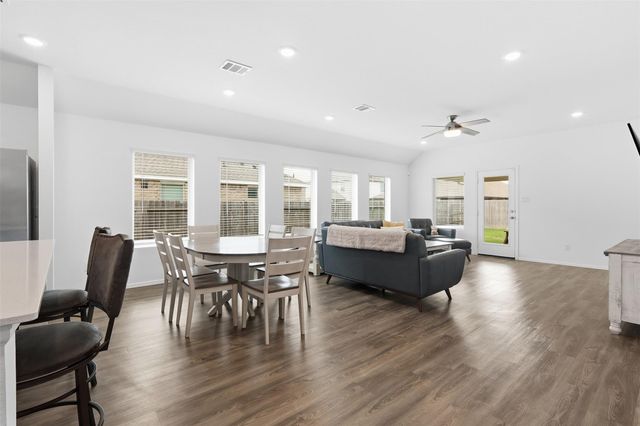 3727 Moss Hill Road, Rosenberg, TX 77469