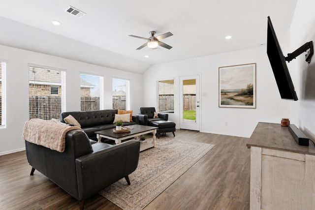 3727 Moss Hill Road, Rosenberg, TX 77469