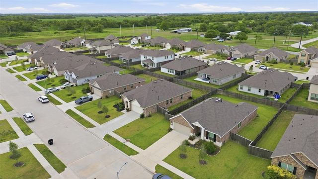 3727 Moss Hill Road, Rosenberg, TX 77469