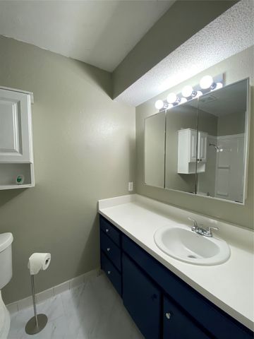 7663 Blue Carriage Court, Fort Worth, TX 76120