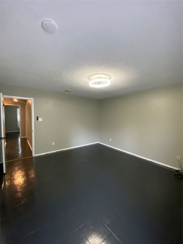 7663 Blue Carriage Court, Fort Worth, TX 76120