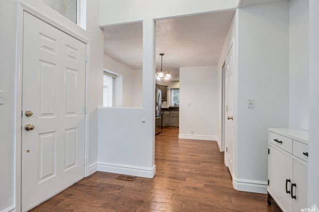 353 BAYSIDE DR, Saratoga Springs, UT 84045