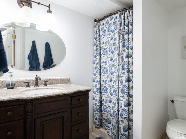 353 BAYSIDE DR, Saratoga Springs, UT 84045