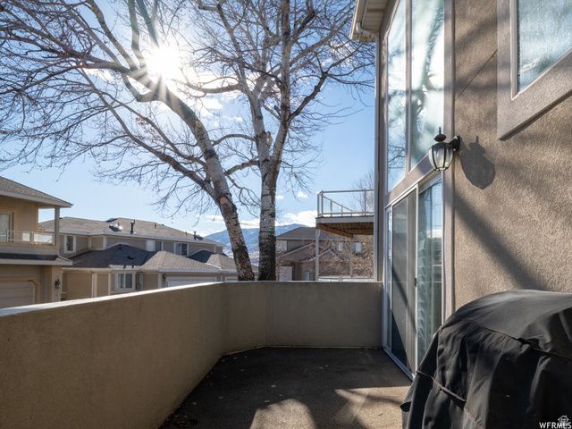 353 BAYSIDE DR, Saratoga Springs, UT 84045