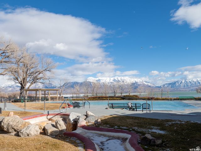 353 BAYSIDE DR, Saratoga Springs, UT 84045