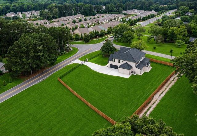 2210 Ridgedale Drive, Grayson, GA 30017