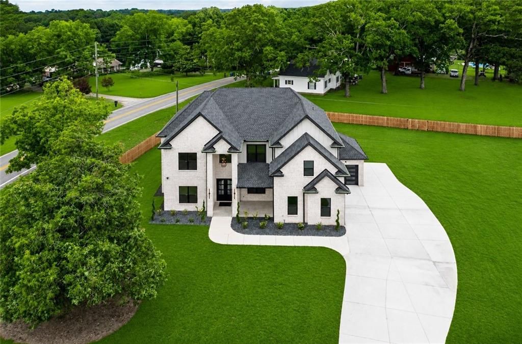 2210 Ridgedale Drive, Grayson, GA 30017