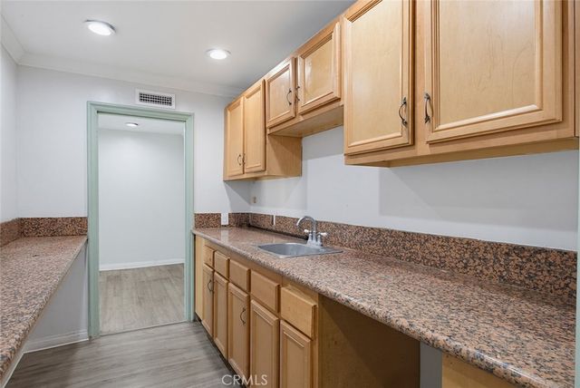 11128 Whittier Boulevard, Whittier, CA 90606