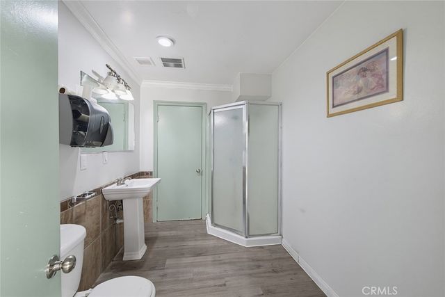 11128 Whittier Boulevard, Whittier, CA 90606