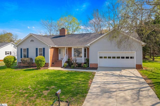 217 Hatteras Lane, Simpsonville, SC 29680