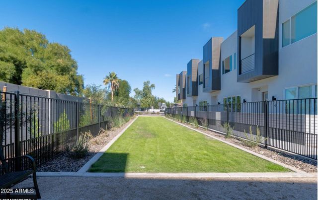 5151 N 13TH Place 12, Phoenix, AZ 85014