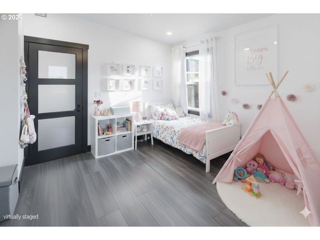 153 Se JAMES St, Camas, WA 98607