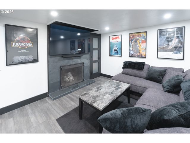 153 Se JAMES St, Camas, WA 98607