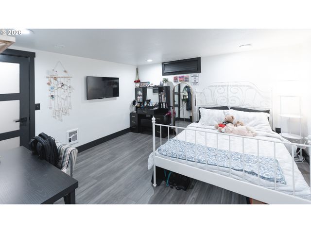 153 Se JAMES St, Camas, WA 98607