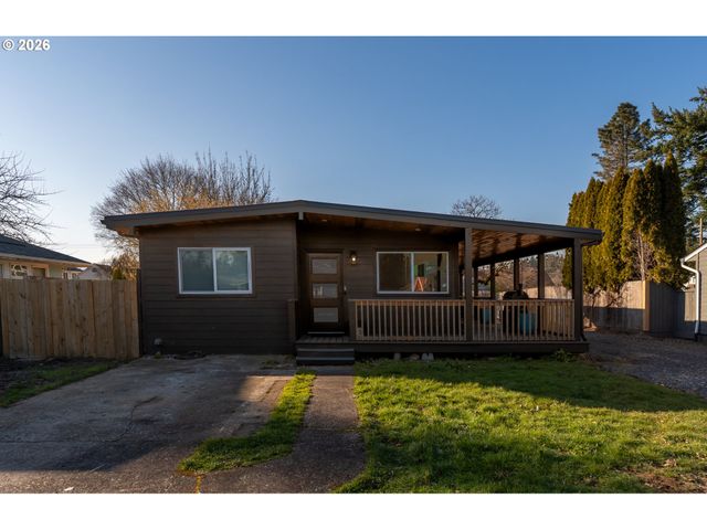 153 Se JAMES St, Camas, WA 98607