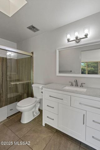 126 E Mountain Morning Drive, Oro Valley, AZ 85737