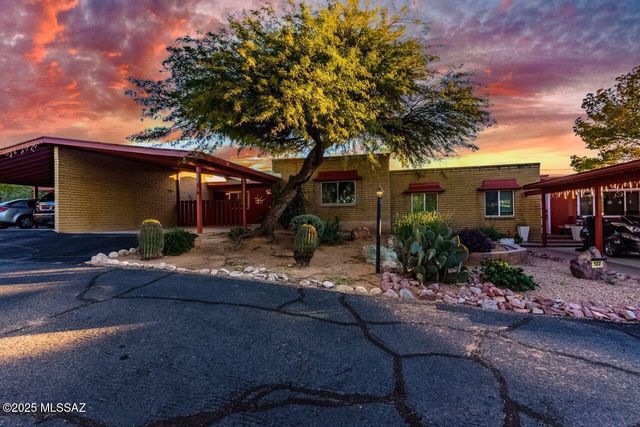 126 E Mountain Morning Drive, Oro Valley, AZ 85737