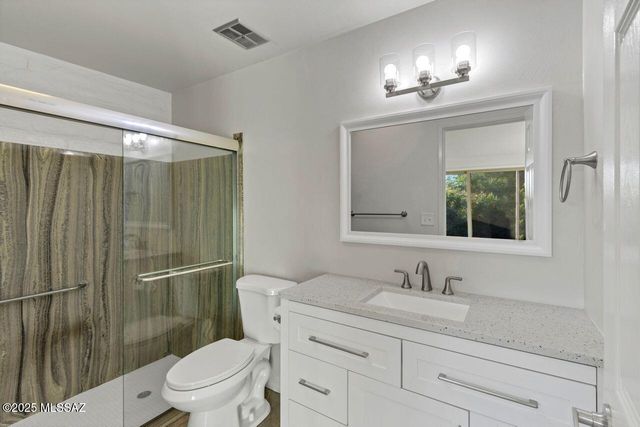 126 E Mountain Morning Drive, Oro Valley, AZ 85737