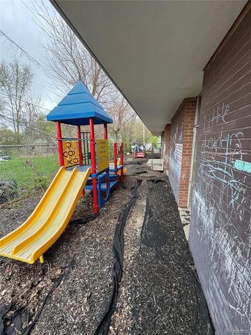 14060 Stephens Road, Warren, MI 48089