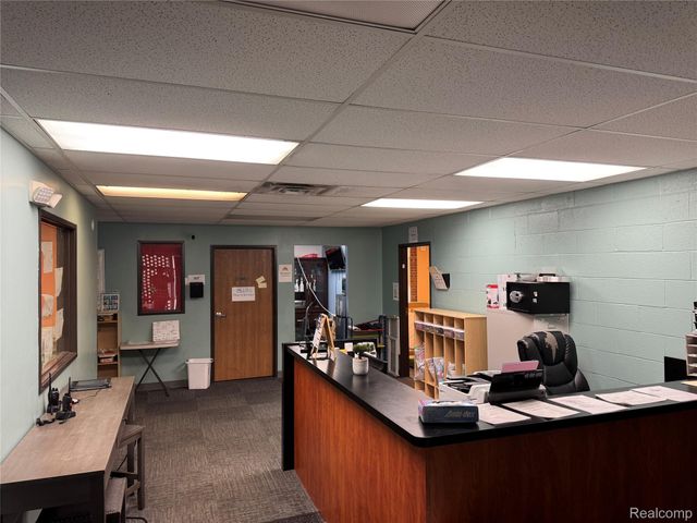 14060 Stephens Road, Warren, MI 48089