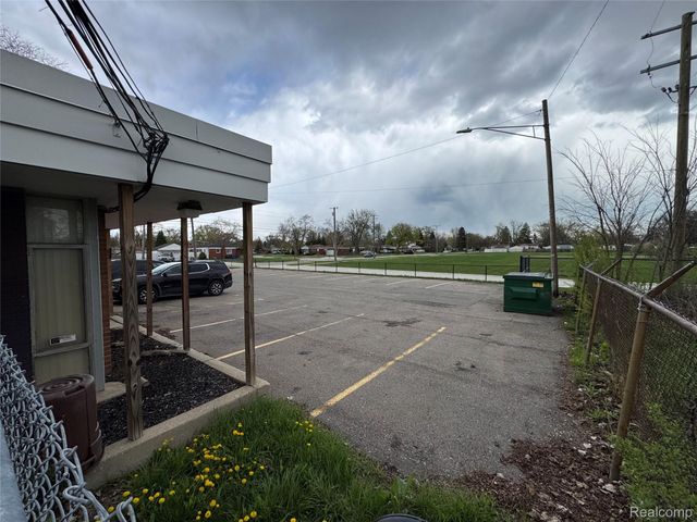 14060 Stephens Road, Warren, MI 48089